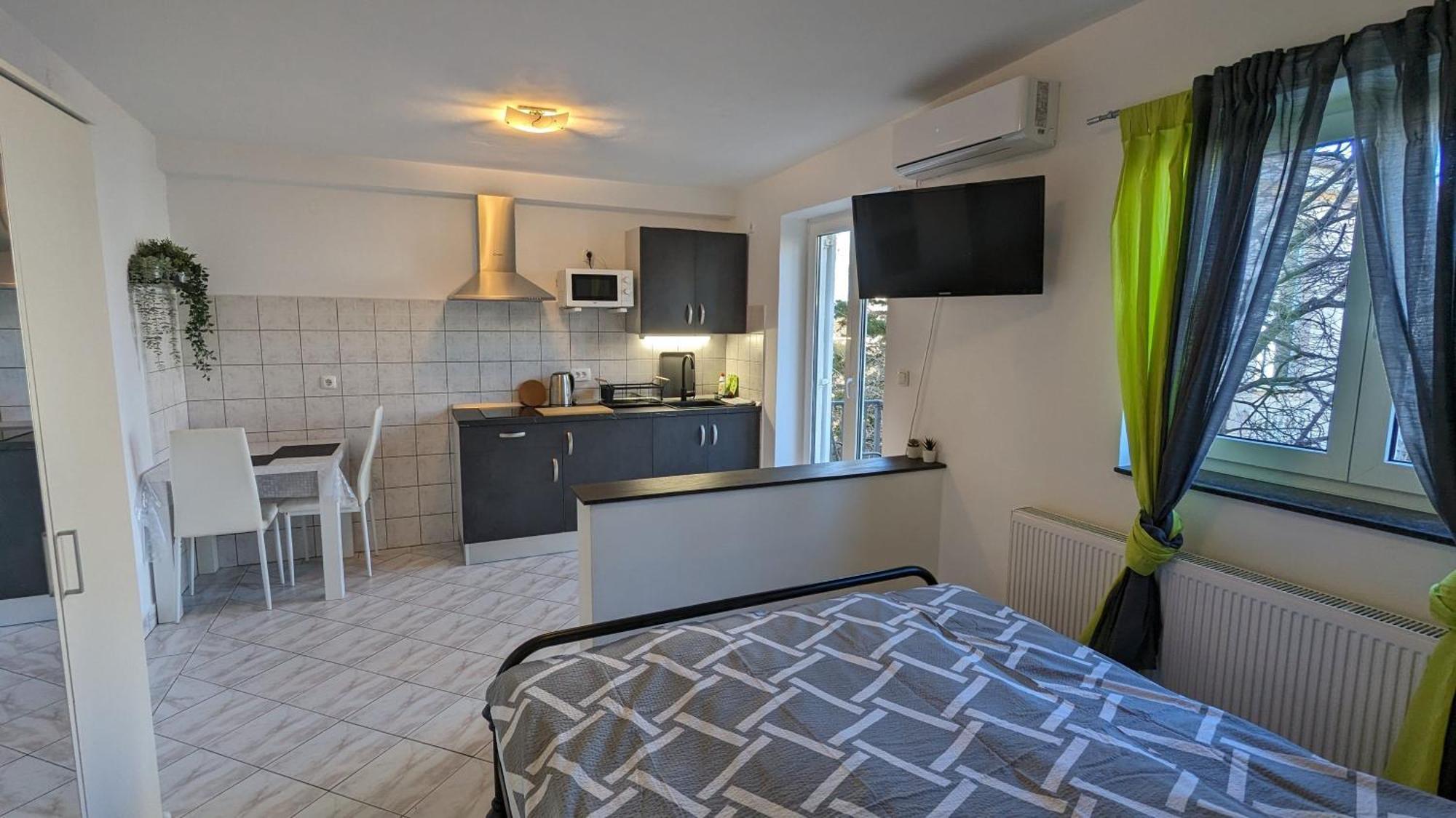 Apartments Kety - Central Heating Crikvenica Esterno foto